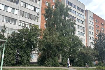 2-к квартира, 60 м², 1/9 эт.