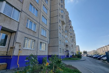 2-к квартира, 51 м², 3/10 эт.