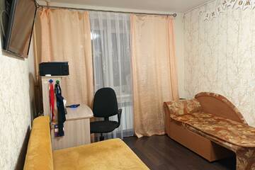 Комната, (всего 2 ком.), 40 м², 7/9 эт.