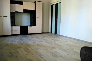 3-к квартира, 74 м², 1/3 эт.