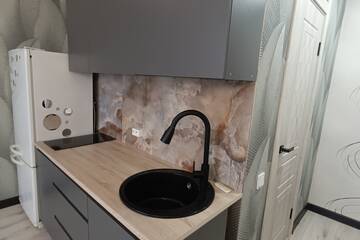 Комната, (всего 10 ком.), 18 м², 4/5 эт.