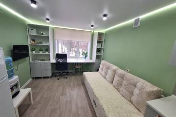 Комната, (всего 4 ком.), 17 м², 2/5 эт.