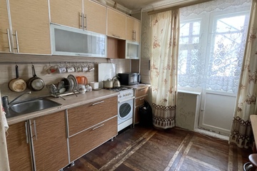 1-к квартира, 37 м², 1/9 эт.