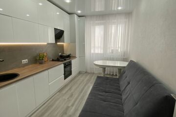2-к квартира, 58 м², 7/16 эт.
