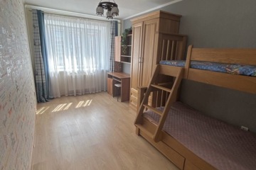 2-к квартира, 58 м², 8/9 эт.