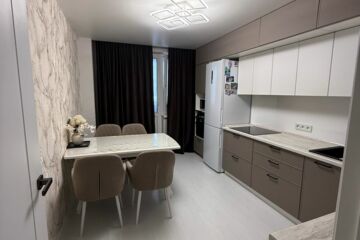2-к квартира, 63 м², 1/16 эт.