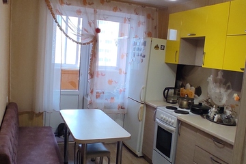 2-к квартира, 47 м², 2/9 эт.