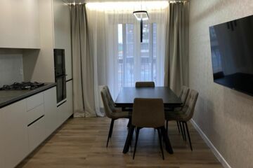 2-к квартира, 75,3 м², 3/10 эт.