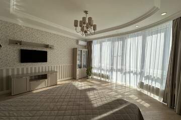 2-к квартира, 73 м², 5/13 эт.