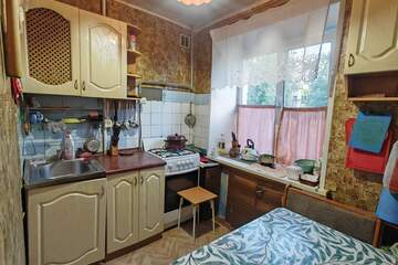 4-к квартира, 74,5 м², 1/5 эт.